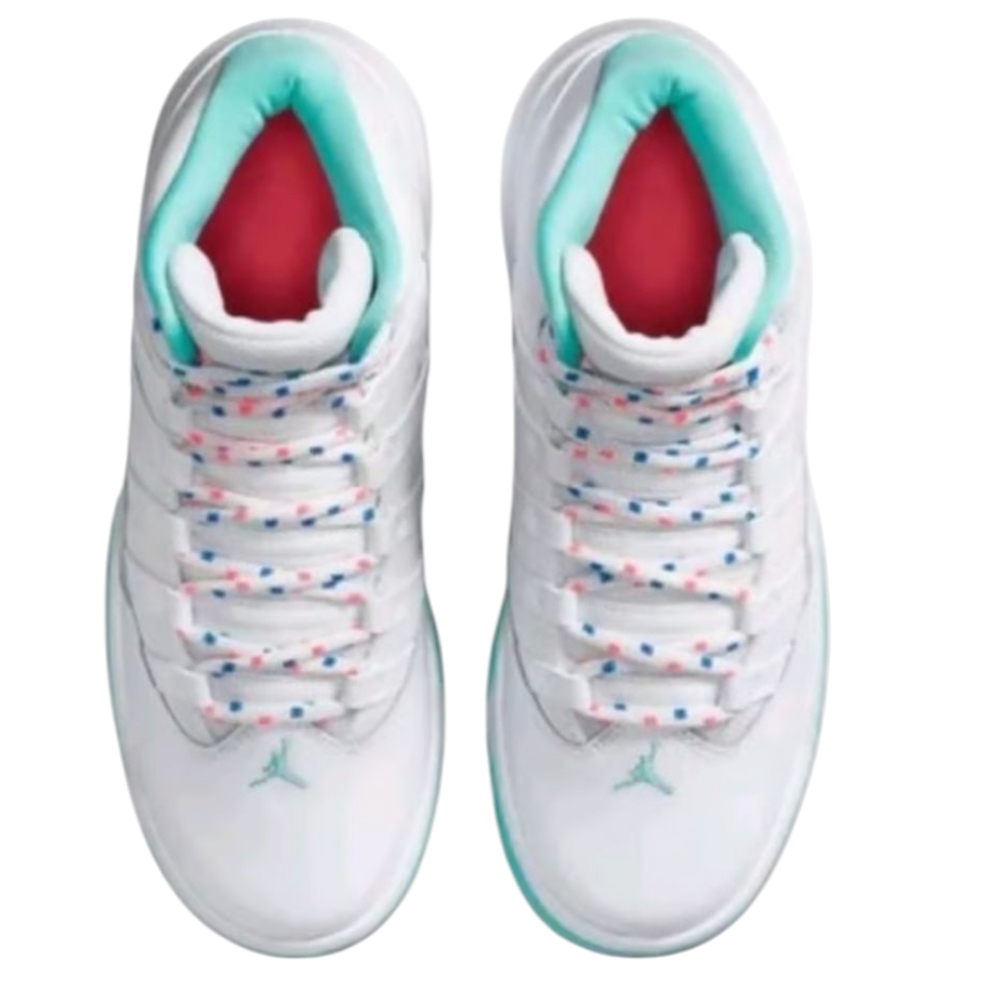 Jordan Unisex Youth Aura 'White Teal' Sneaker 10C